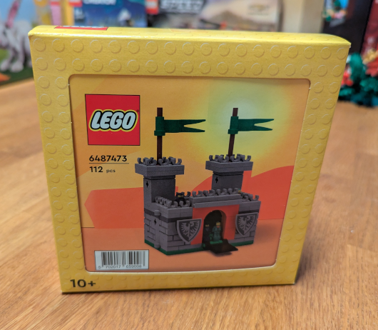 6487473 Grey Castle set